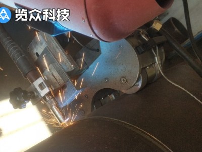 全位置管道自动焊机